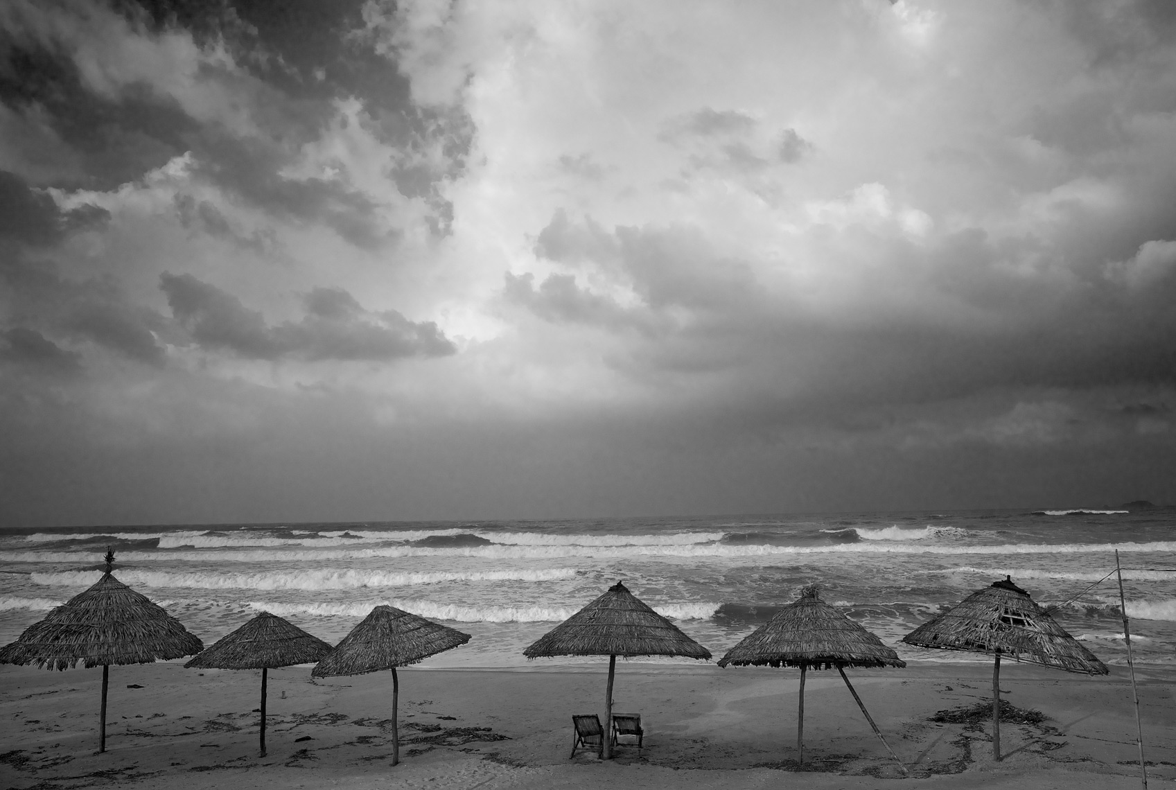 Storm clearing over China Beach, DeNamg Viet Nam/Steve Mason ...